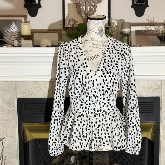 Lulu's Smocked Blouse - Picture 8 of 15